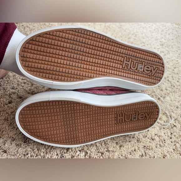 NWT Hurley Women's Arlo Puff Lined Comfortable Indoor Outdoor Shoes -8 - Picture 4 of 6